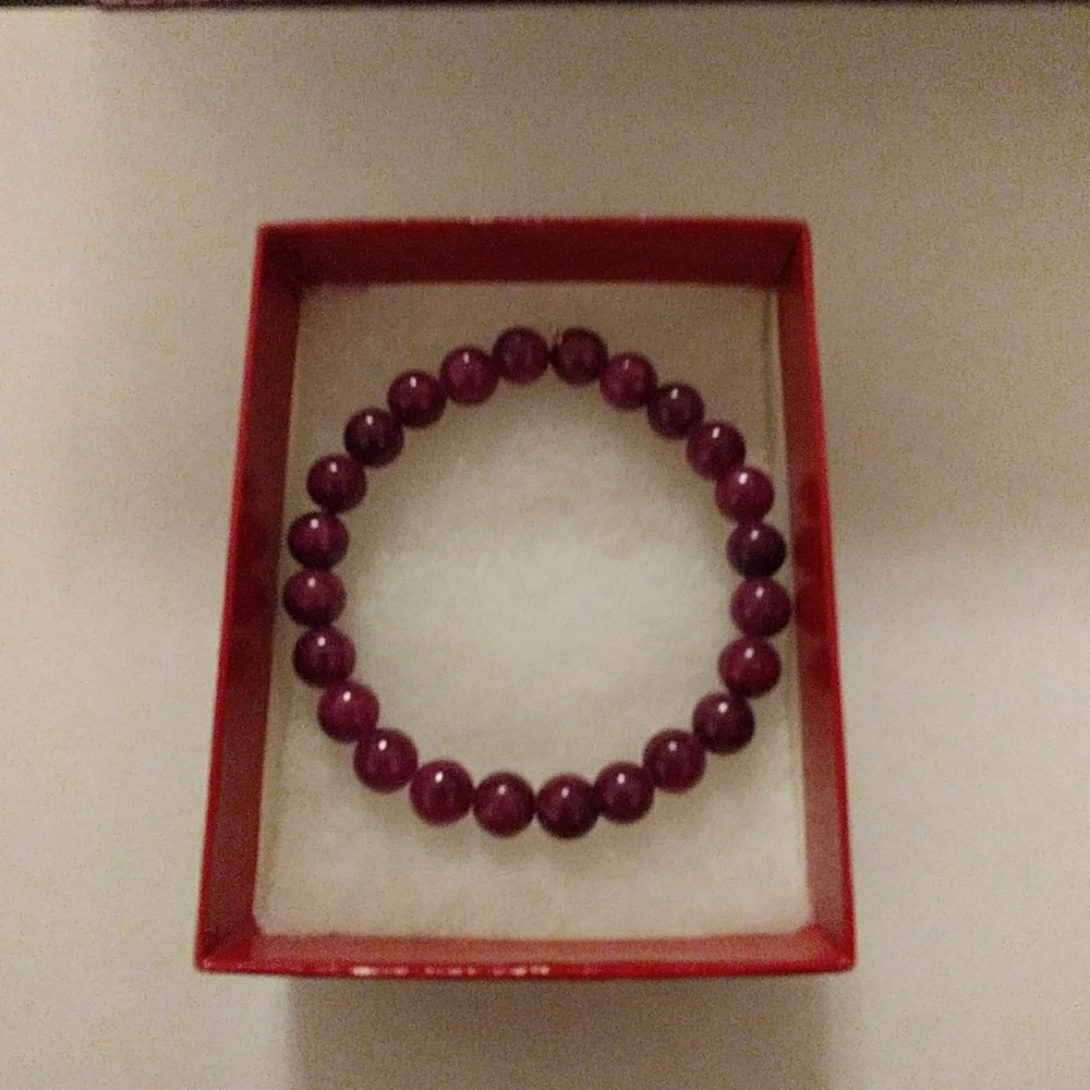 Violet Mountain Jade Stone Bracelet - Picture 4 of 8